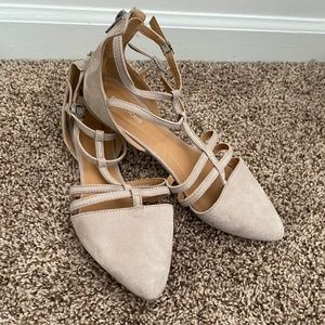 Maurice’s strappy flats size 8 womens taupe